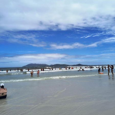 Apartamento Com Vista Para Praia Do Forte Em Cabo Frio Lejlighed Eksteriør billede