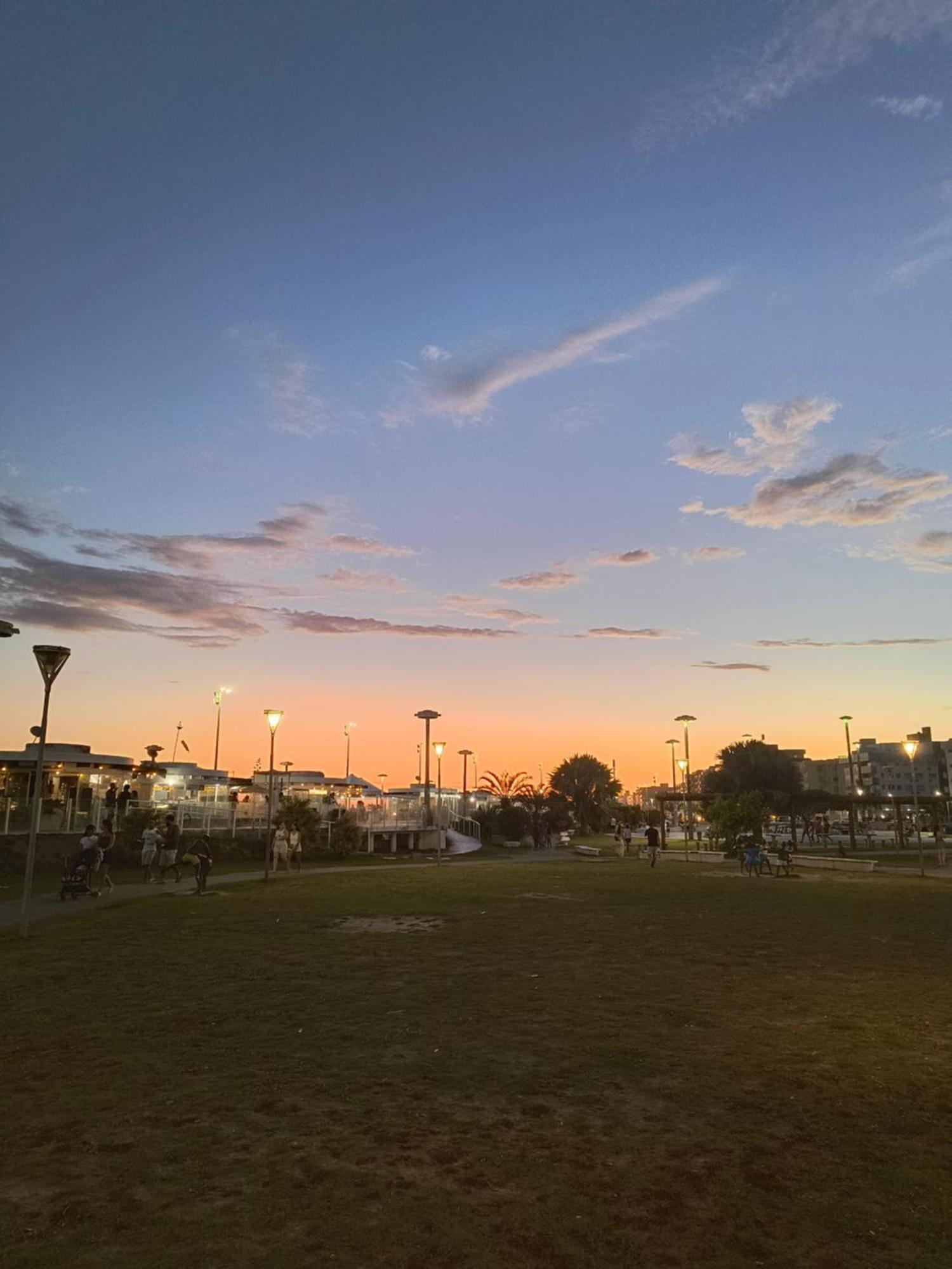 Apartamento Com Vista Para Praia Do Forte Em Cabo Frio Lejlighed Eksteriør billede
